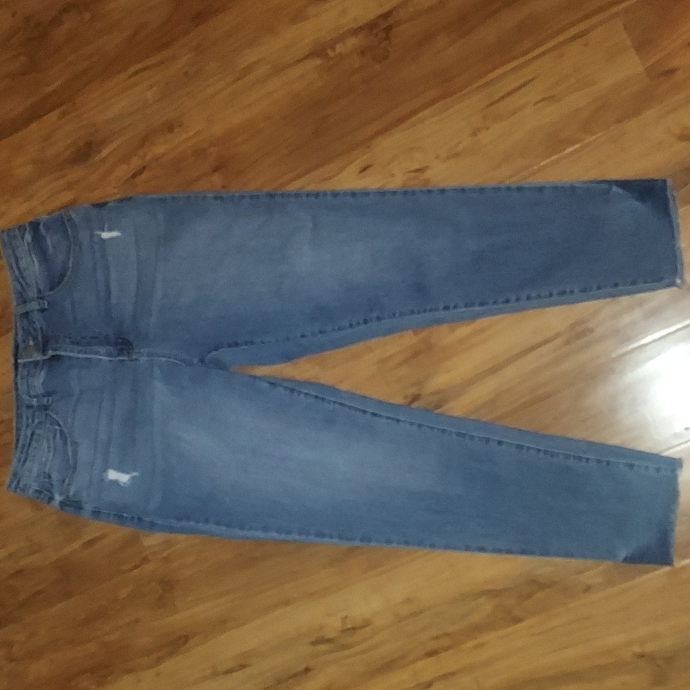 Versona Jeans - Picture 3 of 10